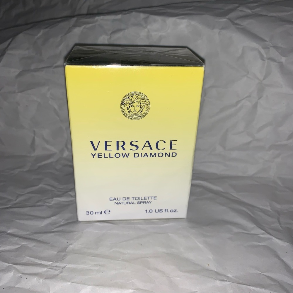 Versace yellow diamond 1oz